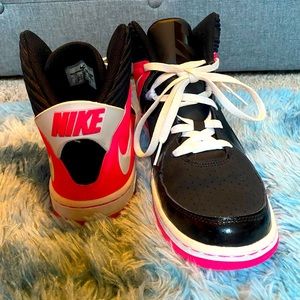 7Y Nike Court Invader (GS) kids sneaker